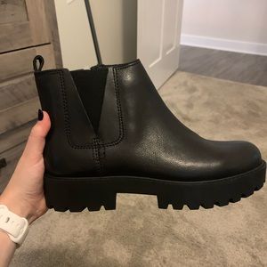 Zodiac Shiloh Chelsea Boot Black Leather